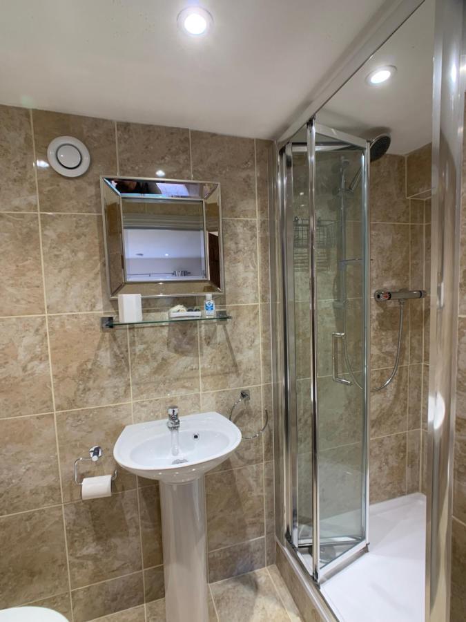 Swan House Tea Room And Bed & Breakfast Lydney Bagian luar foto