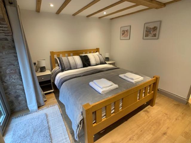 Swan House Tea Room And Bed & Breakfast Lydney Bagian luar foto